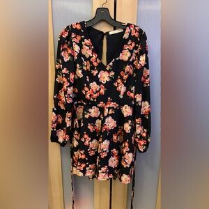 Everleigh floral print mini dress Size Small